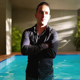 Jean-Louis Soldan, pisciniste professionnel à Peymeinade